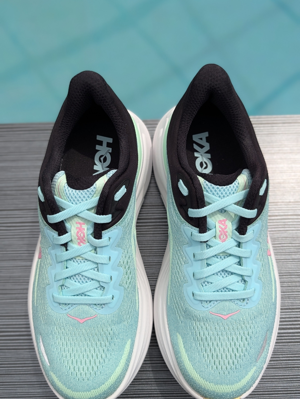 Size 7 - Hoka One One HOKA Bondi 9 Women's Blue Spark Mint Fluorite W - Picture 7 of 12